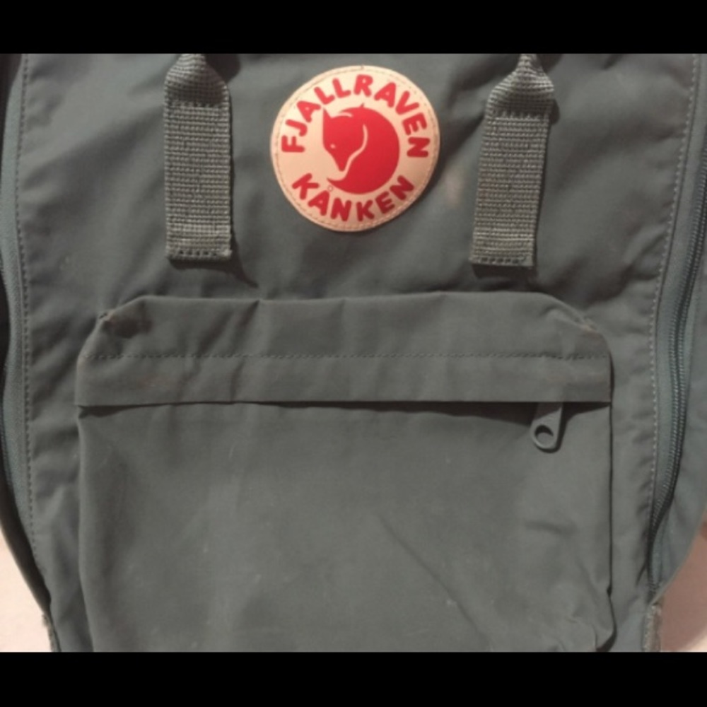 Classic Fjallraven Kanken Backpack